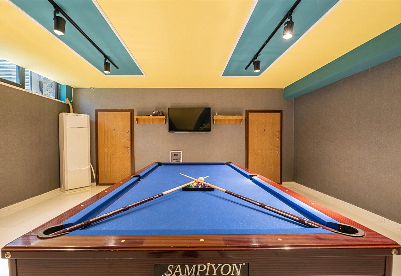 Меблированная квартира 1+1 с видом на бассейн в районе Оба