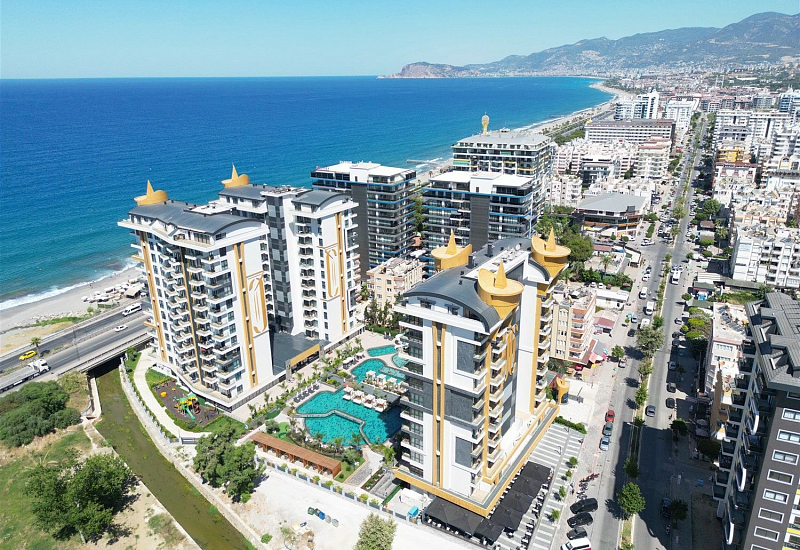 Меблированная квартира 1+1 с видом на море в Махмутларе
