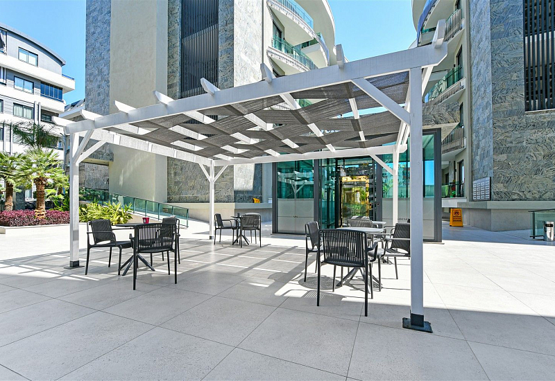 Меблированные апартаменты 1+1 в премиальном жилом комплексе в центре Аланьи