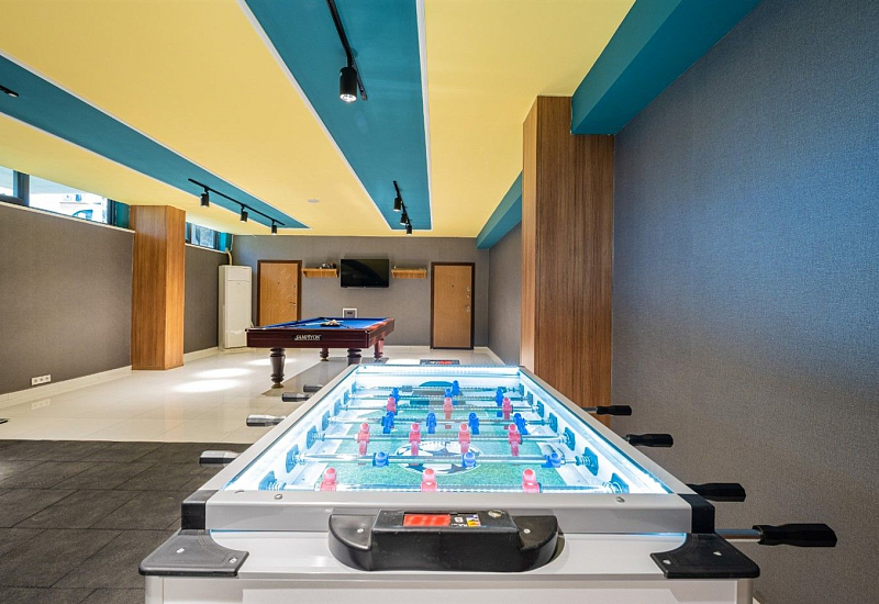 Меблированная квартира 1+1 с видом на бассейн в районе Оба