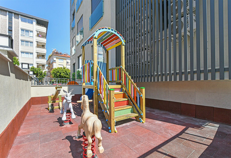 Дуплекс 2+1 с видом на город в центре Аланьи