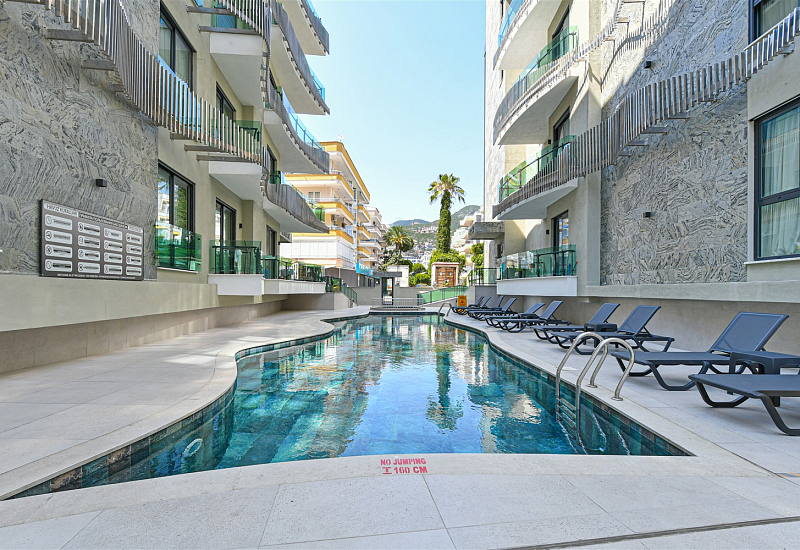 Просторный пентхаус в 120 метрах от пляжа в центре Аланьи