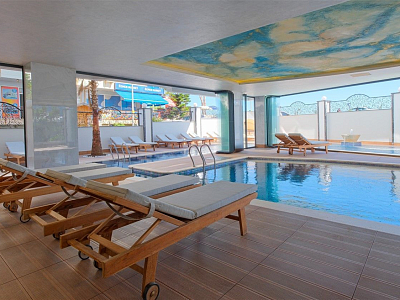 Меблированная квартира 1+1 на первой береговой линии в центре Аланьи