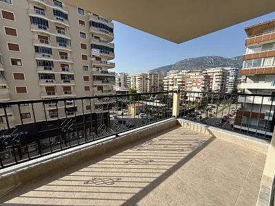 Квартира планировкой 2+1 в популярном районе Махмутлар Аланья