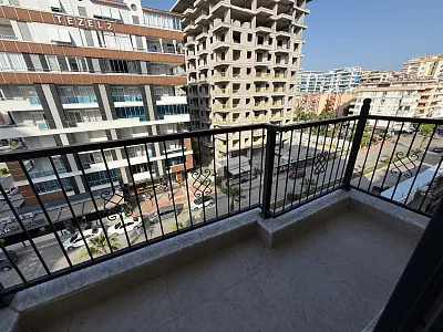 Квартира планировкой 2+1 в популярном районе Махмутлар Аланья