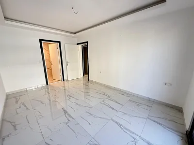 Квартира планировкой 2+1 в популярном районе Махмутлар Аланья