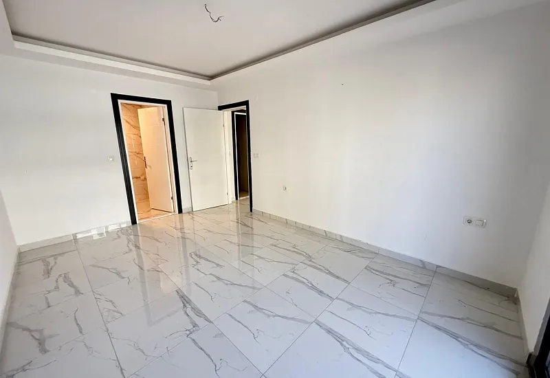 Квартира планировкой 2+1 в популярном районе Махмутлар Аланья